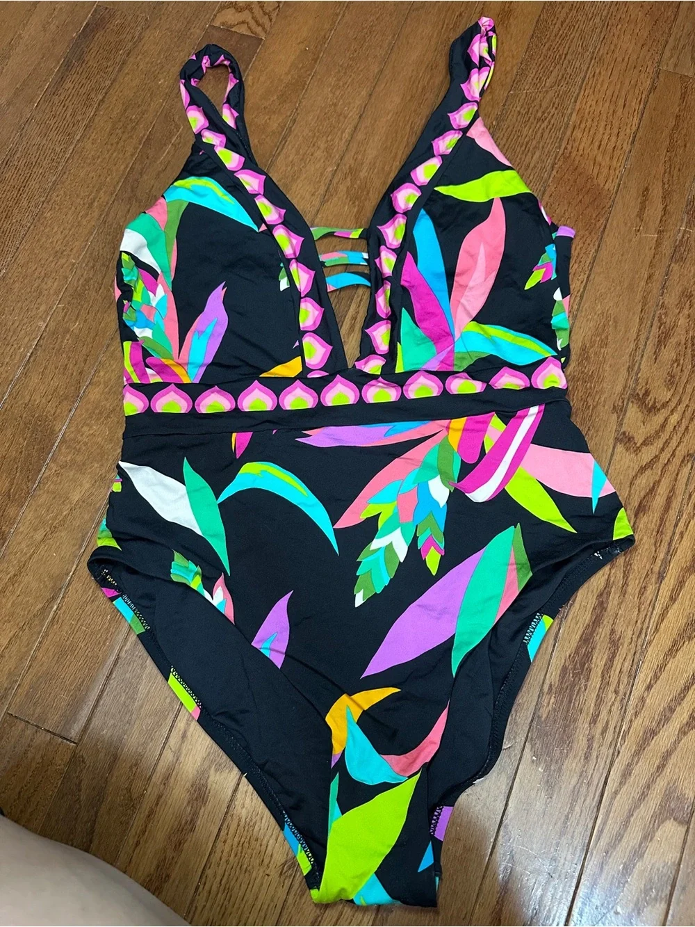 Trina Turk Birds of Paradise - Women's Plunge Neck One Piece Swimsuit -10